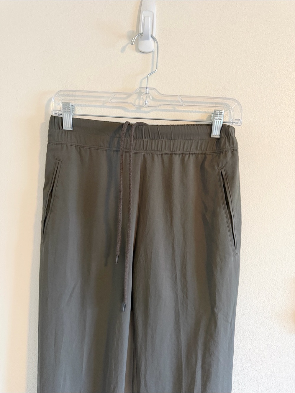 James Perse Monterey Pull On Trouser Pants Women's 0 XS Olive Green Drawstring - Picture 5 of 10